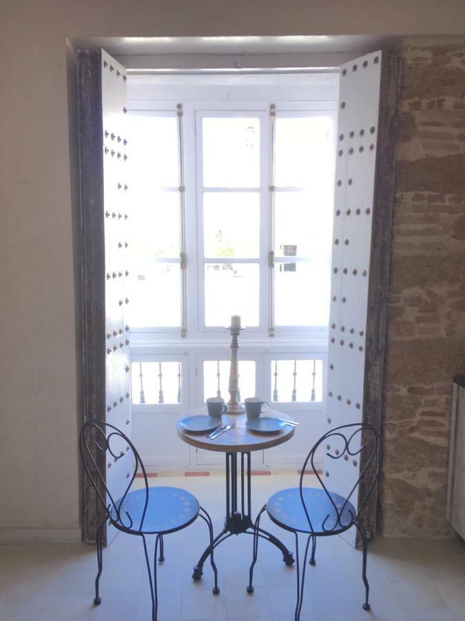 Casa Bugambilla Cadiz Apartment Exterior photo